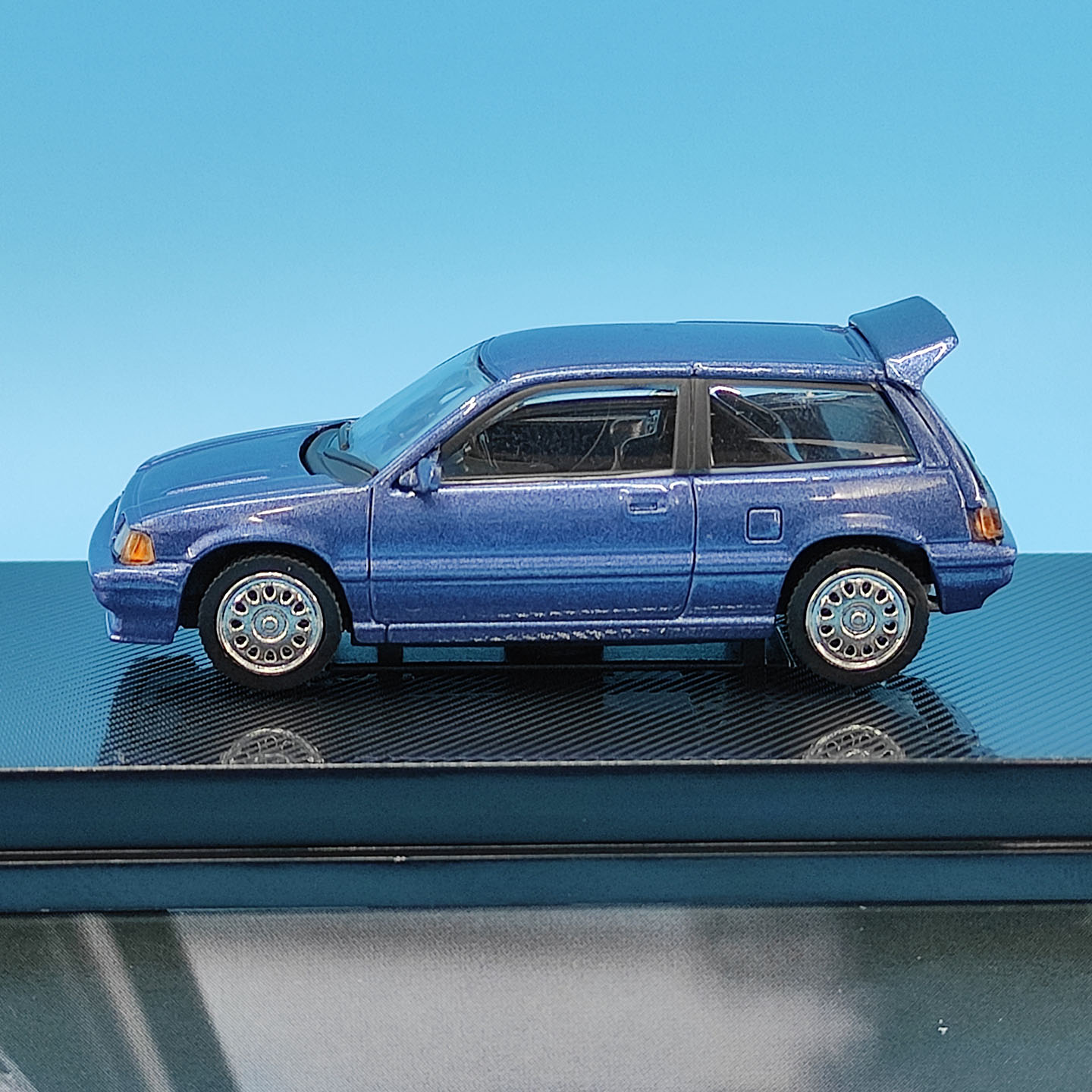 Modellino Auto in Scala 1:64 J - Car Care recensione e prezzo